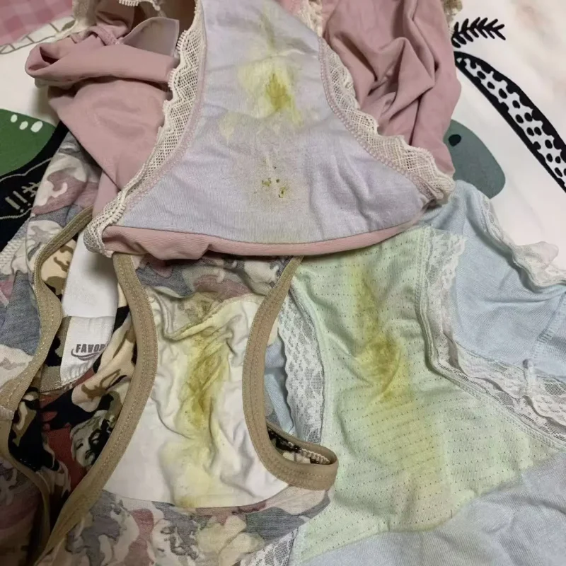 大二女生囡囡和舍友的y味物品 - 基地