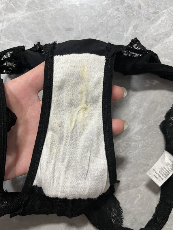 站长喜欢的女保安来啦 - 基地