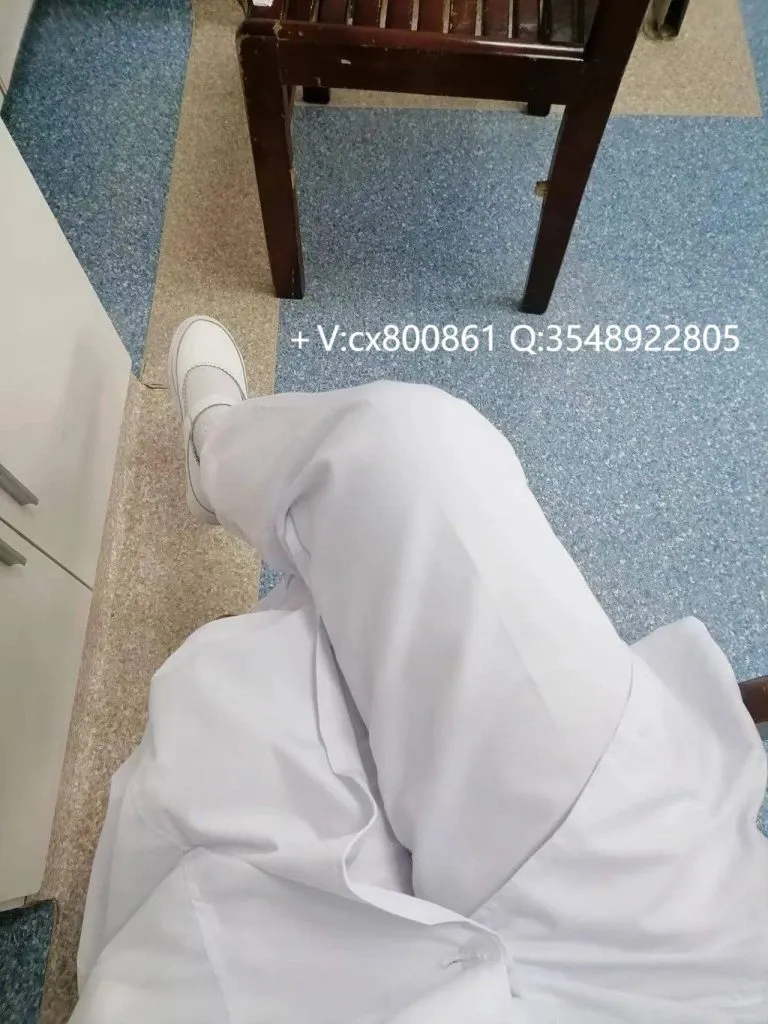 图片[3] - 刚毕业护士小姐姐 出各种贴身衣物 - 基地