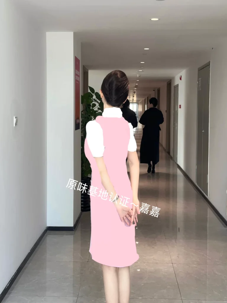 图片[4] - 吉祥航空 奶航嘉嘉 有门50 也是抖音万粉博主，不定时开播 - 基地