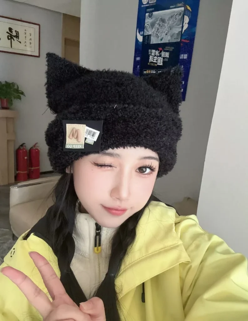 图片[6] - 站长力荐姐妹花：迷人的气息，全身上下充斥着荷尔蒙的气味 - 基地